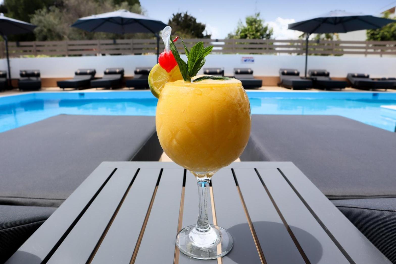 Penelope Hotel Ialysos  Dış mekan fotoğraf